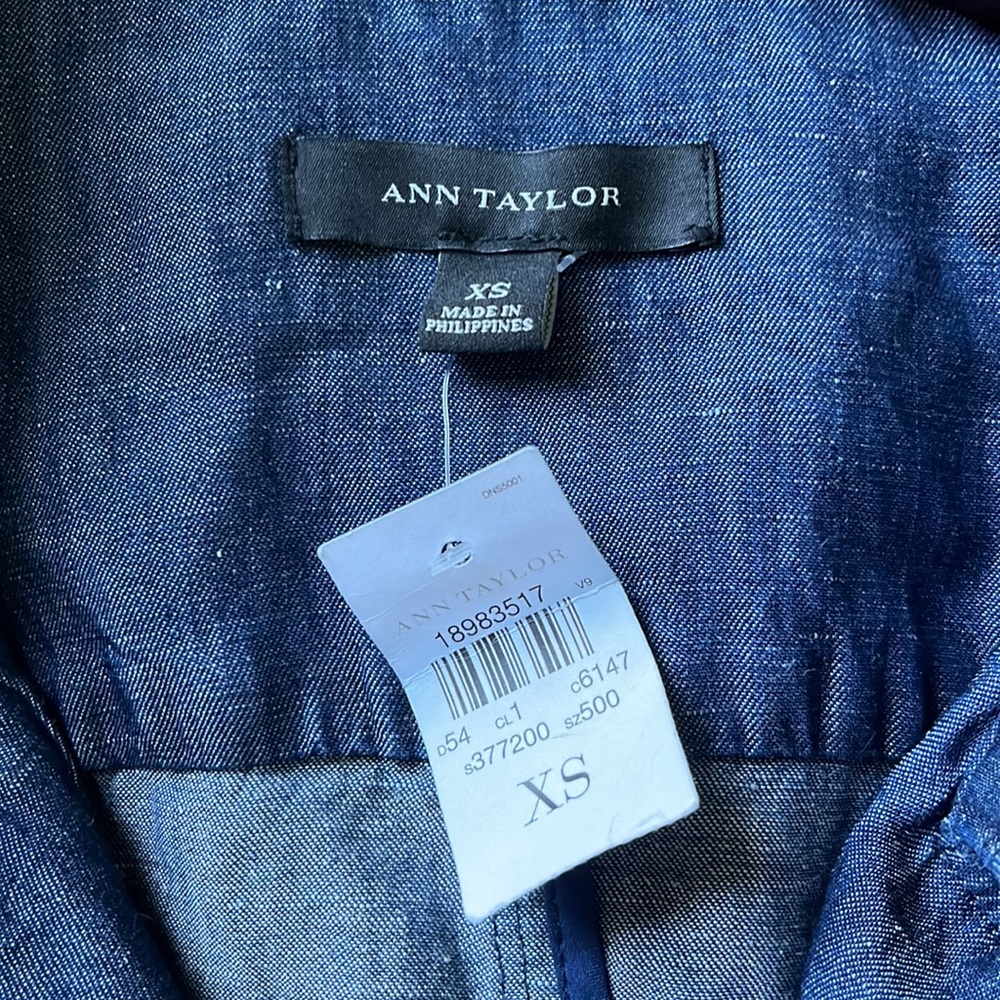 Ann Taylor jacket - Picture 2 of 3